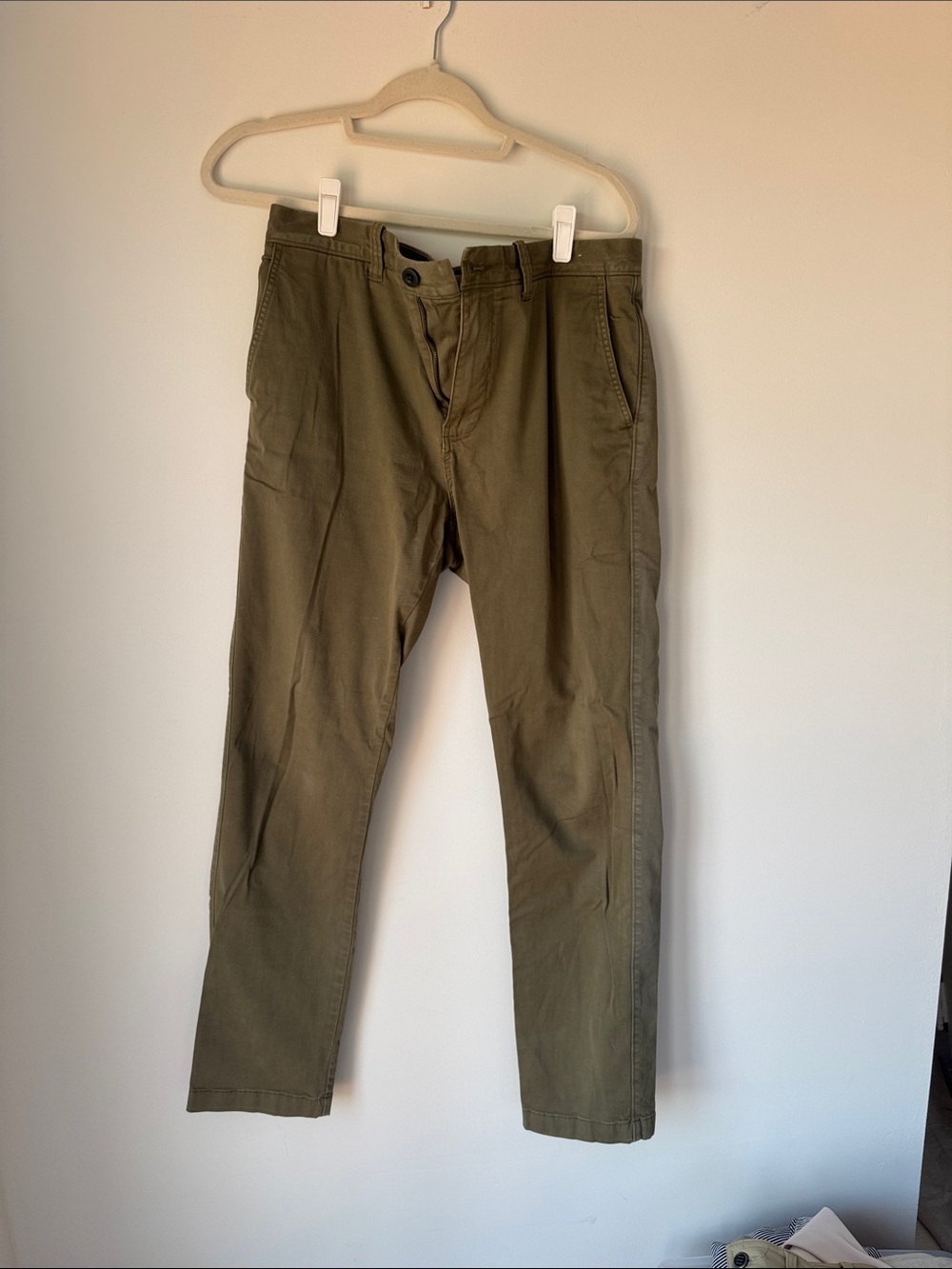 Madewell Men's Olive Green Chino Pants